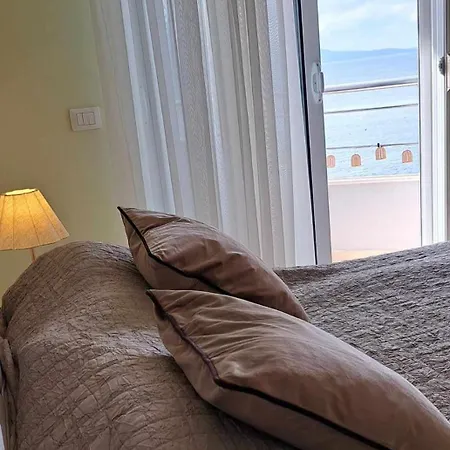 شقة Sunflower Sea View ساراندا